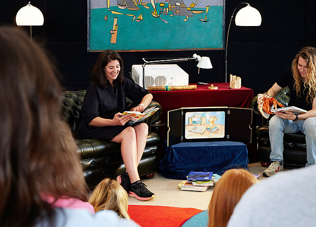 
            
                Bilderbuchkino im mumok / Picture Book Cinema
            
        
