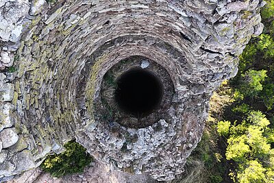 Claudia Pagès Rabal, Feudal Hole, 2025 