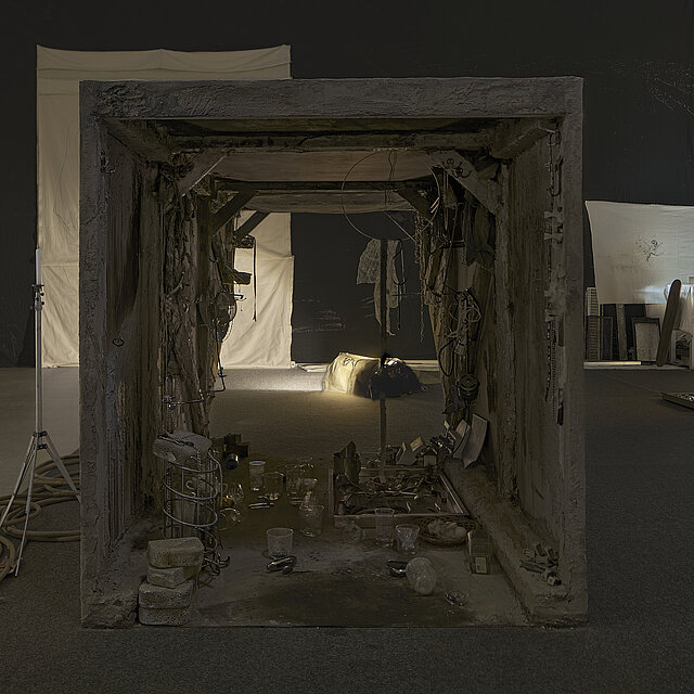 Ausstellungsansicht: Tolia Astakhishvili, Figure of the Child im mumok