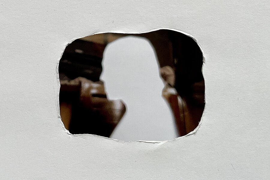 Sara Karimi, aus / from: A hole inside a hole, 2025, Courtesy, © Sara Karimi