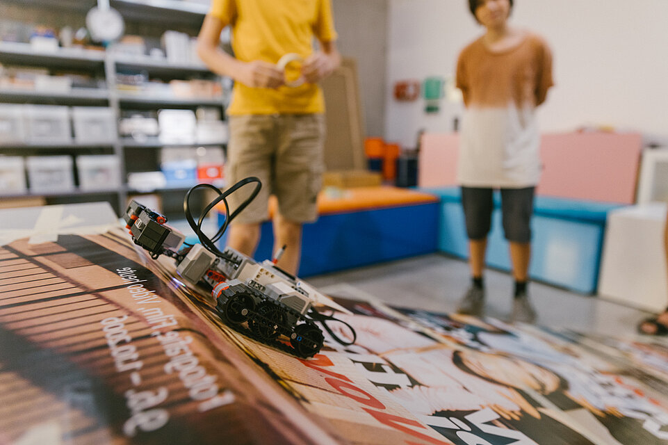 Ein Roboter im mumok Space Program