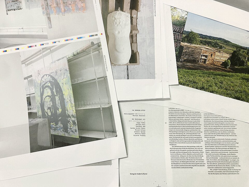 
            
                Ansicht eines Kunstbuchs
            
        