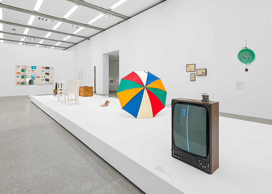 Ausstellungsansicht: Mapping the 60s. Kunst-Geschichten aus den Sammlungen des mumok